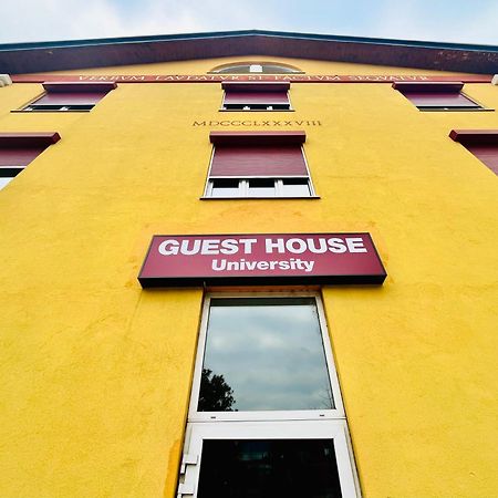 Guesthouse University By Lr - Self Check In Лугано Екстериор снимка