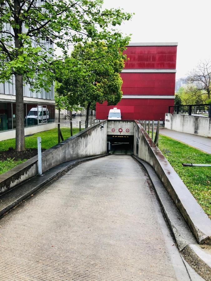 Guesthouse University By Lr - Self Check In Лугано Екстериор снимка
